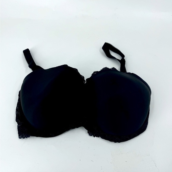 Victoria Secret underwire Dream Angel lined Lace Bra - Picture 1 of 9